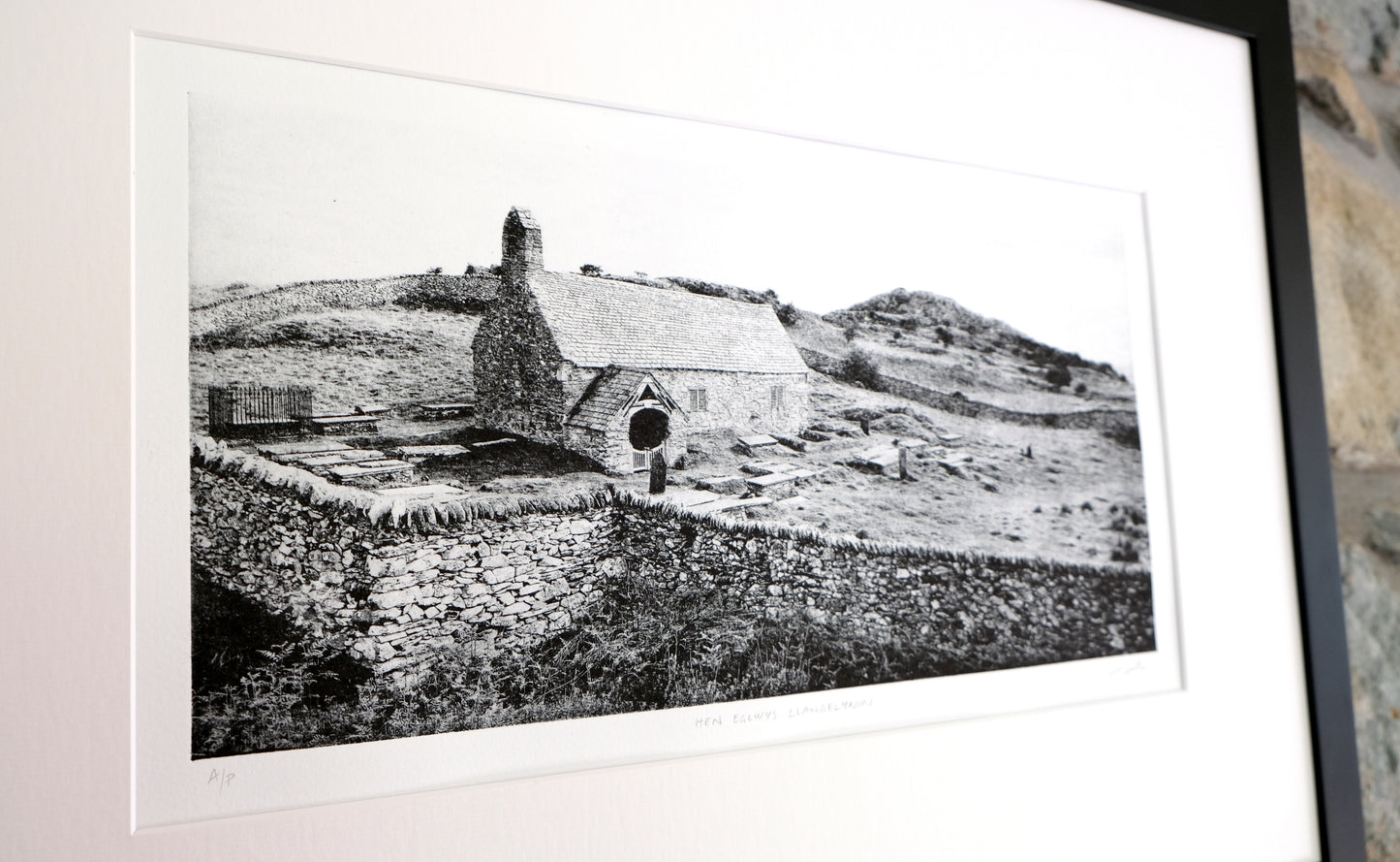 Hen Eglwys Llangelynnin